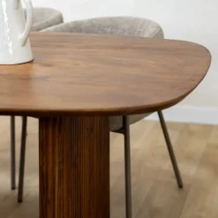 Aki Eettafel bruin Deens Ovaal 200cm
