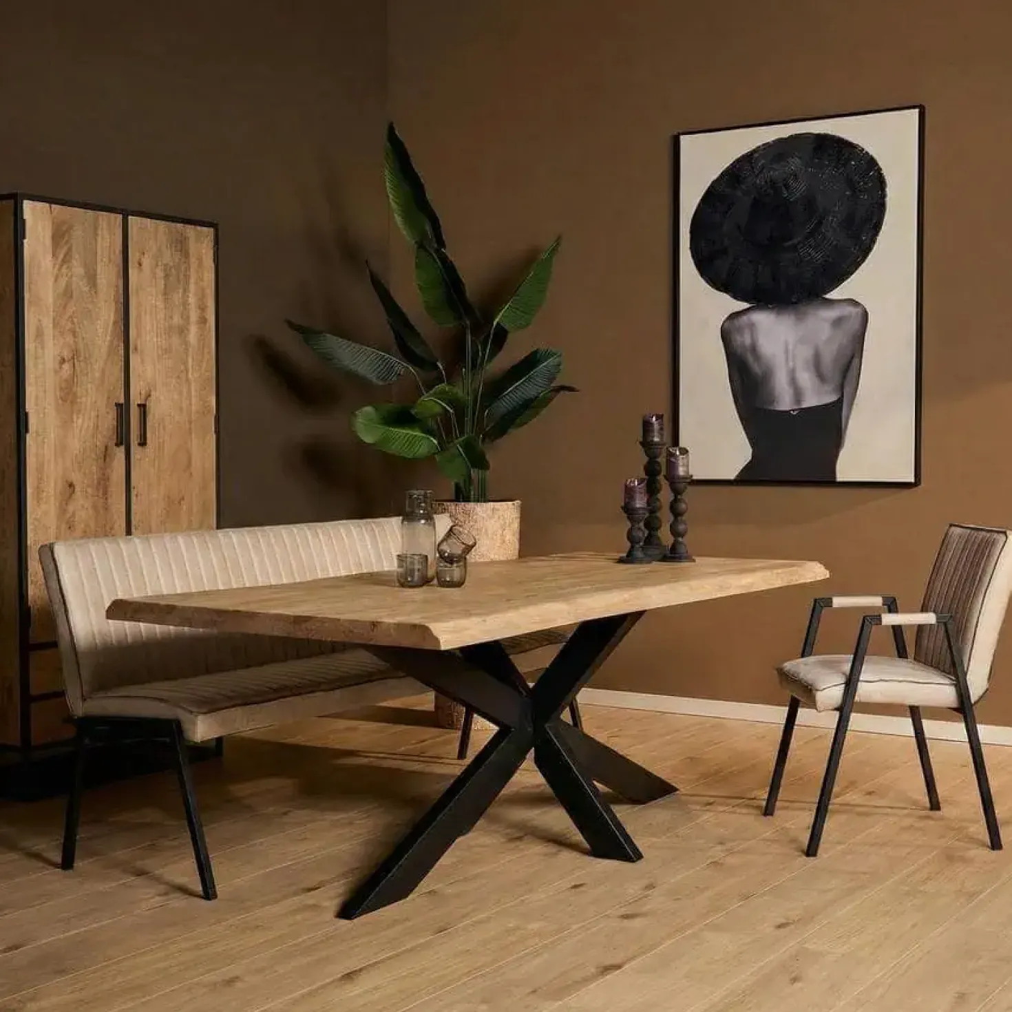 Alaska Boomstamtafel Mangohout 240cm