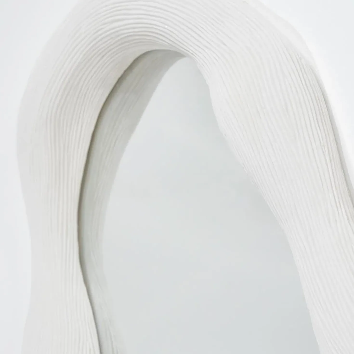 Alia Spiegel 59cm