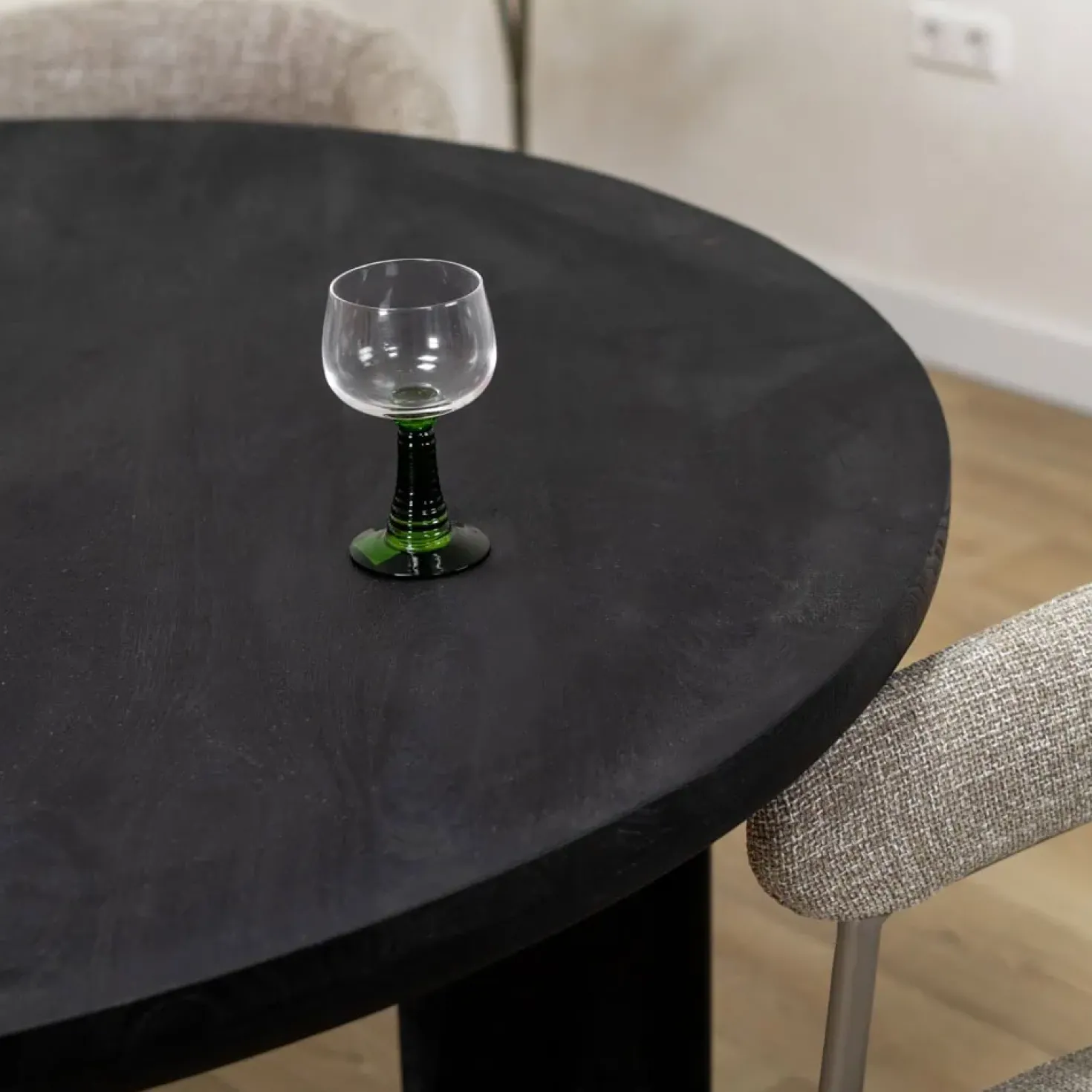 Arne Eettafel zwart Rond 130cm