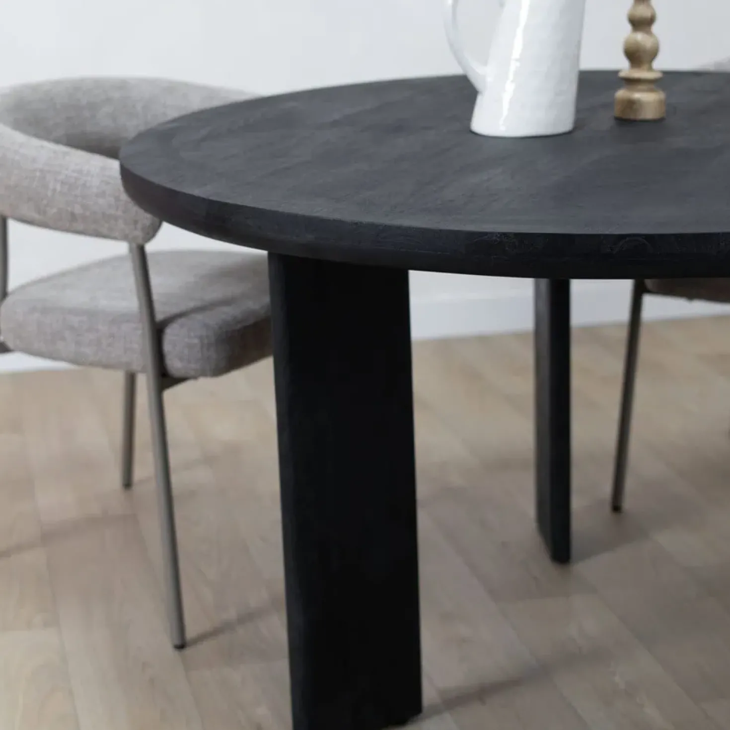Arne Eettafel zwart Rond 130cm