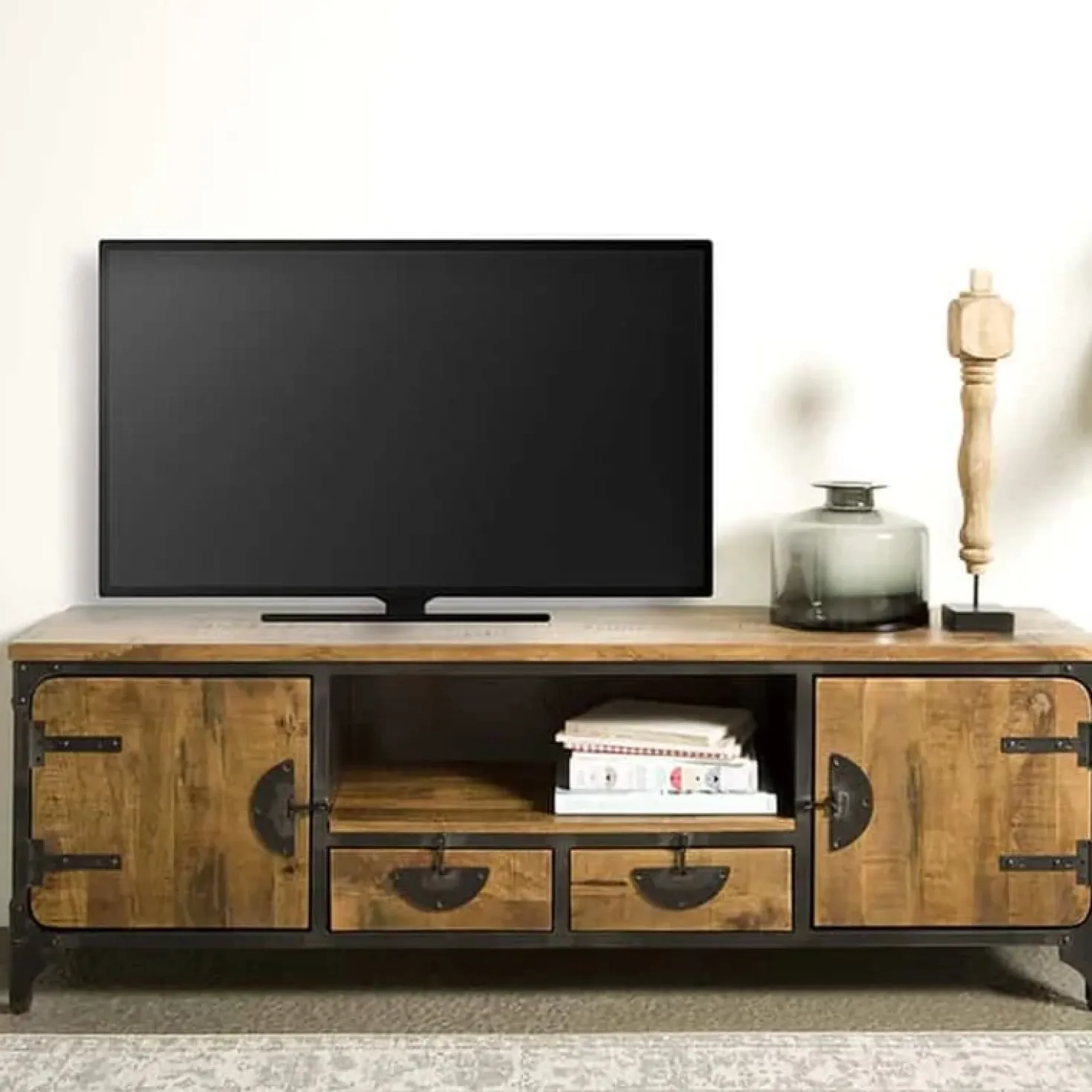 Basto TV meubel 2 drs 2 lades mango naturel matt 180cm