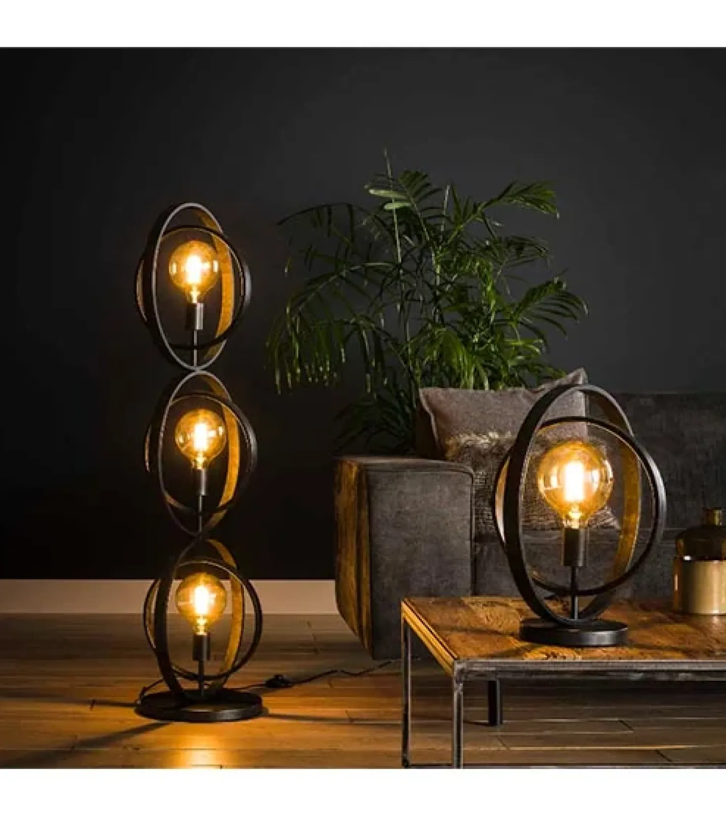 Bellamy 3-lichts vloerlamp industrieel
