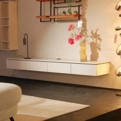 Bravien Zwevend Tv meubel laag 4 deurs Ivoor 240cm