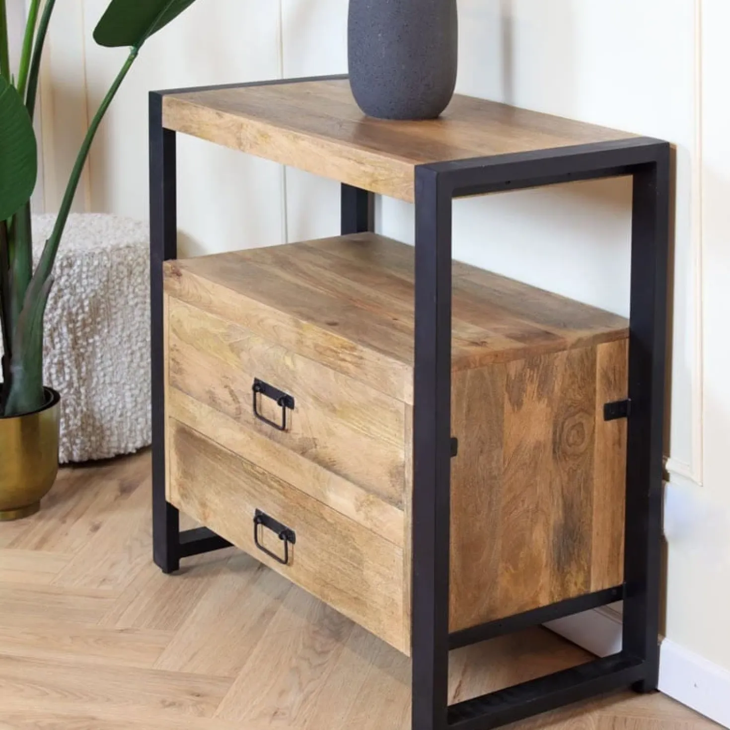 Britt 2 ladekast mangohout 80cm