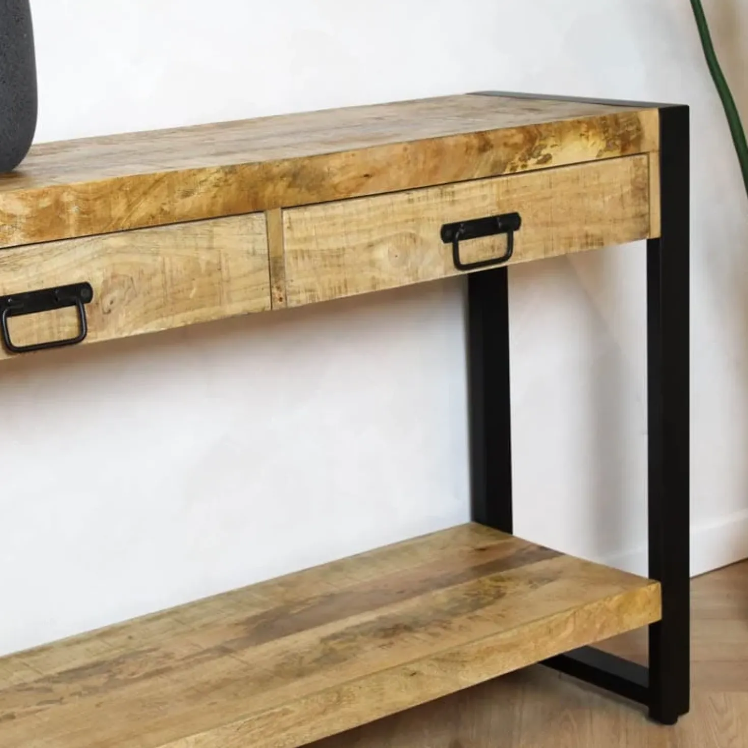 Britt sidetable industrieel mangohout 120cm