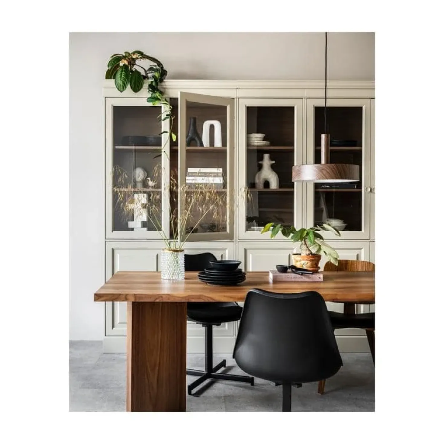 Classic Eetkamerstoel noten fineer zwart/walnoot