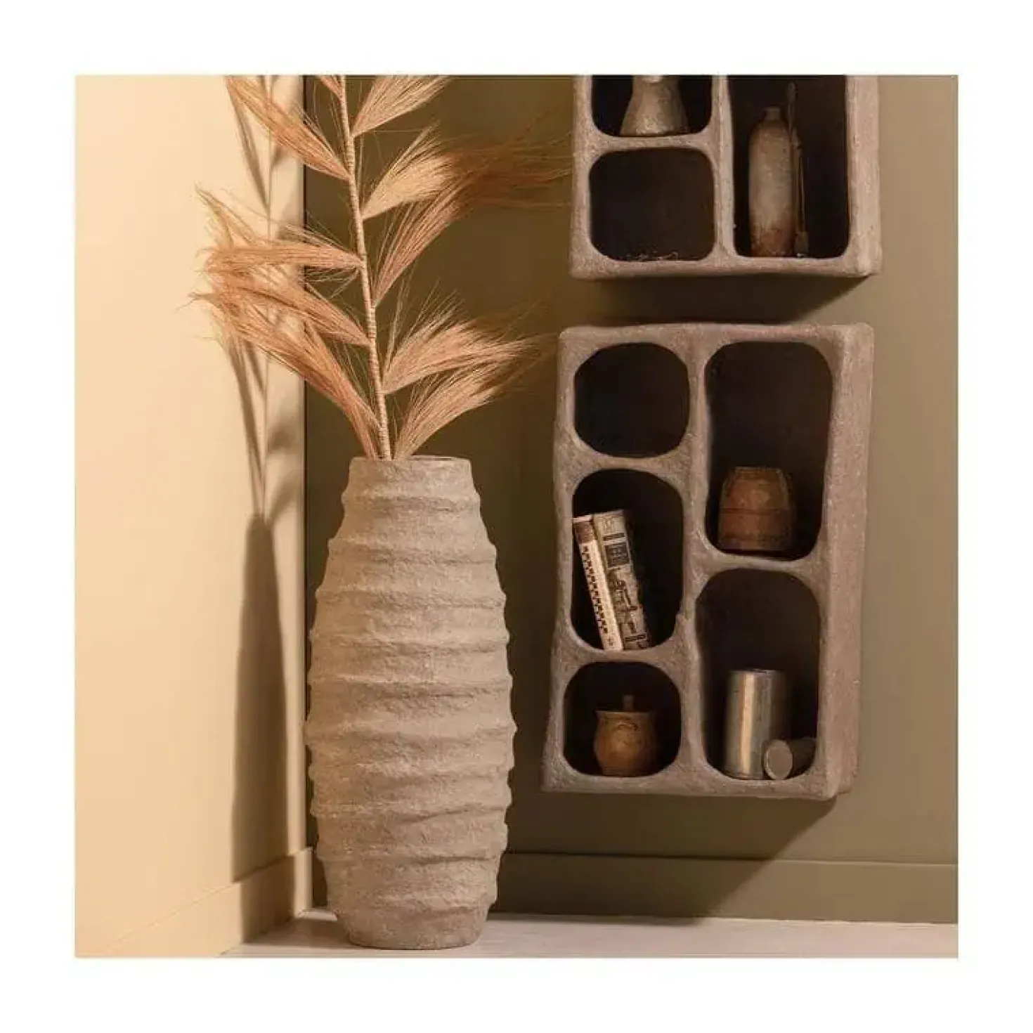 Clay Wandkastje papier maché grijs