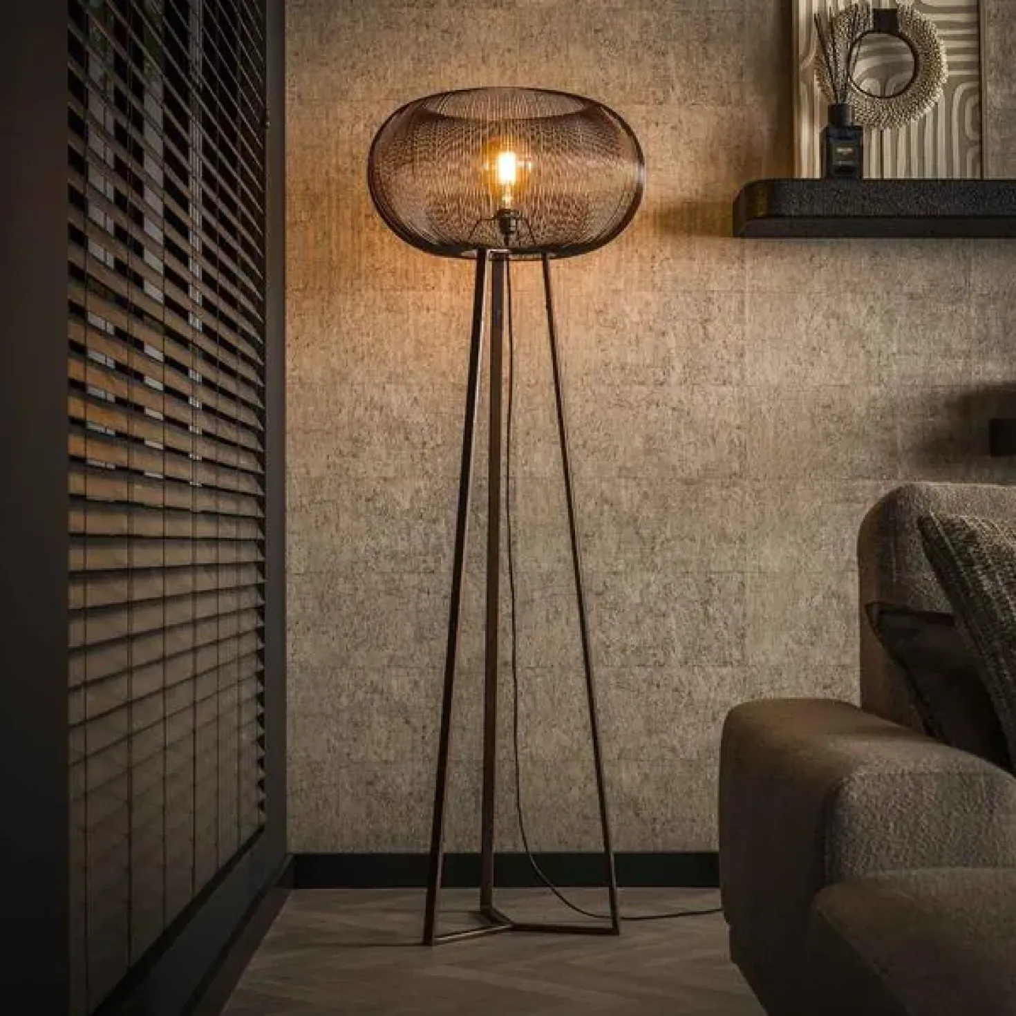 Conli Vloerlamp 3-poots Zwart nikkel