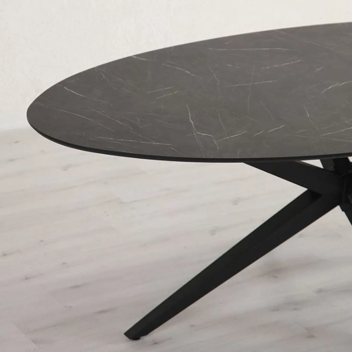 Delilah Eettafel ovaal - Zelf samenstellen