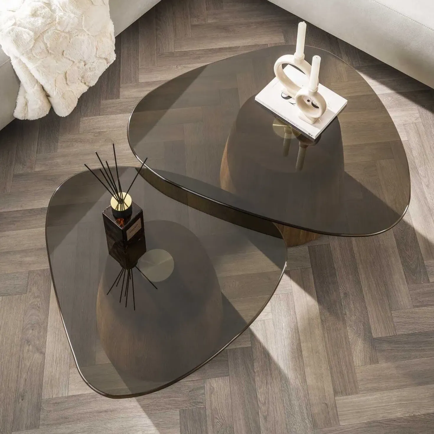 Dominick Salontafel set van 2 driehoekig Brons glas