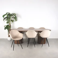 Eettafel Oliva walnoot Eikenhout ovaal 240cm
