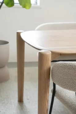 Eettafel Selbu eikenhout 200cm