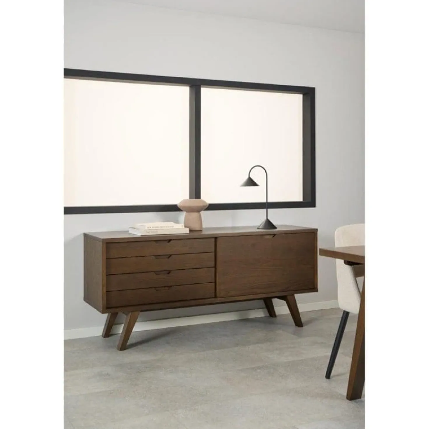 Eloria Dressoir Bruin 160cm