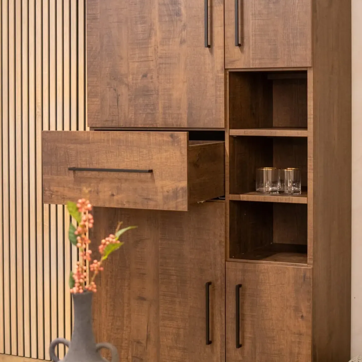 Elowen Wandkast hoog 4-deurs Donkerbruin 94cm