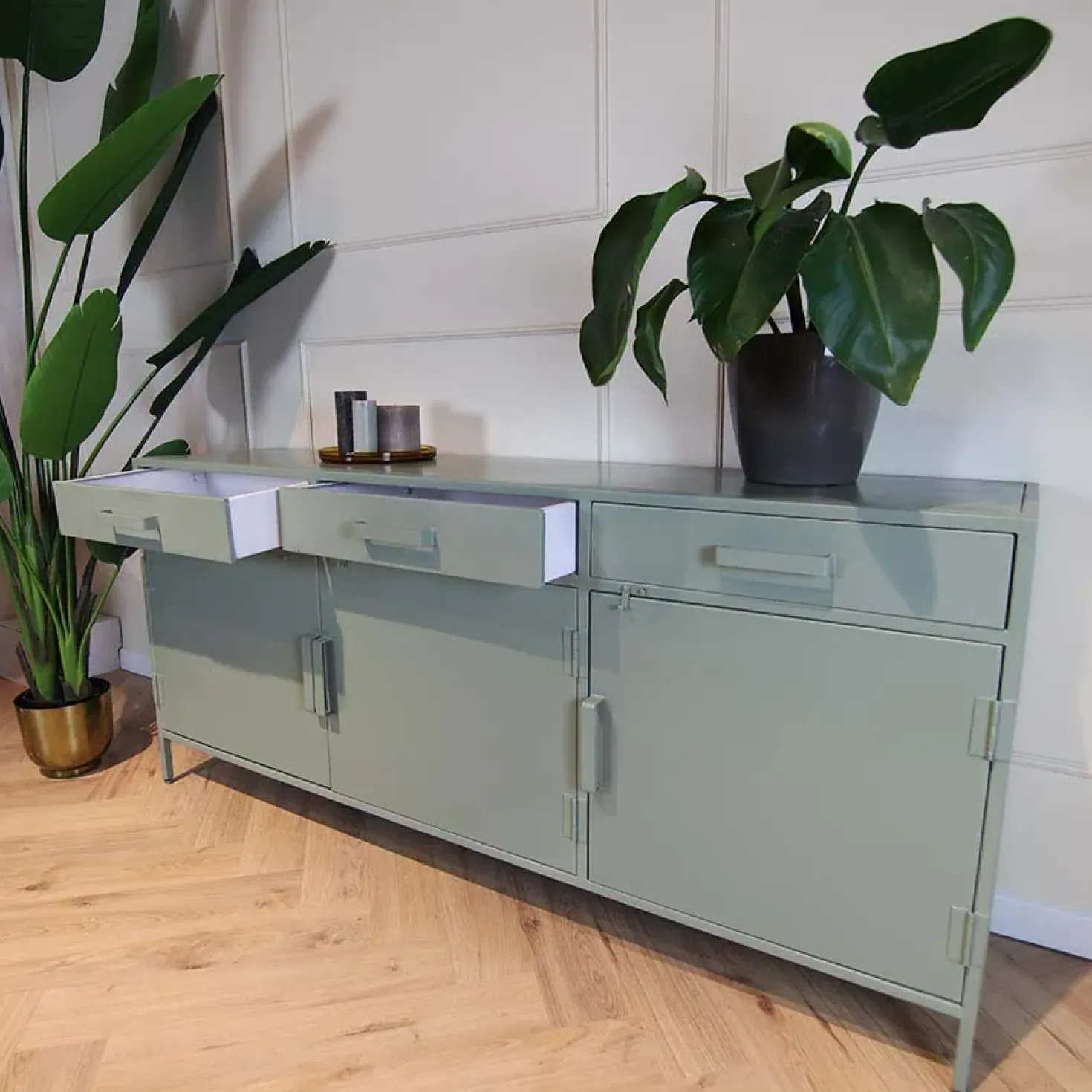 Figue dressoir 180cm olijfgroen