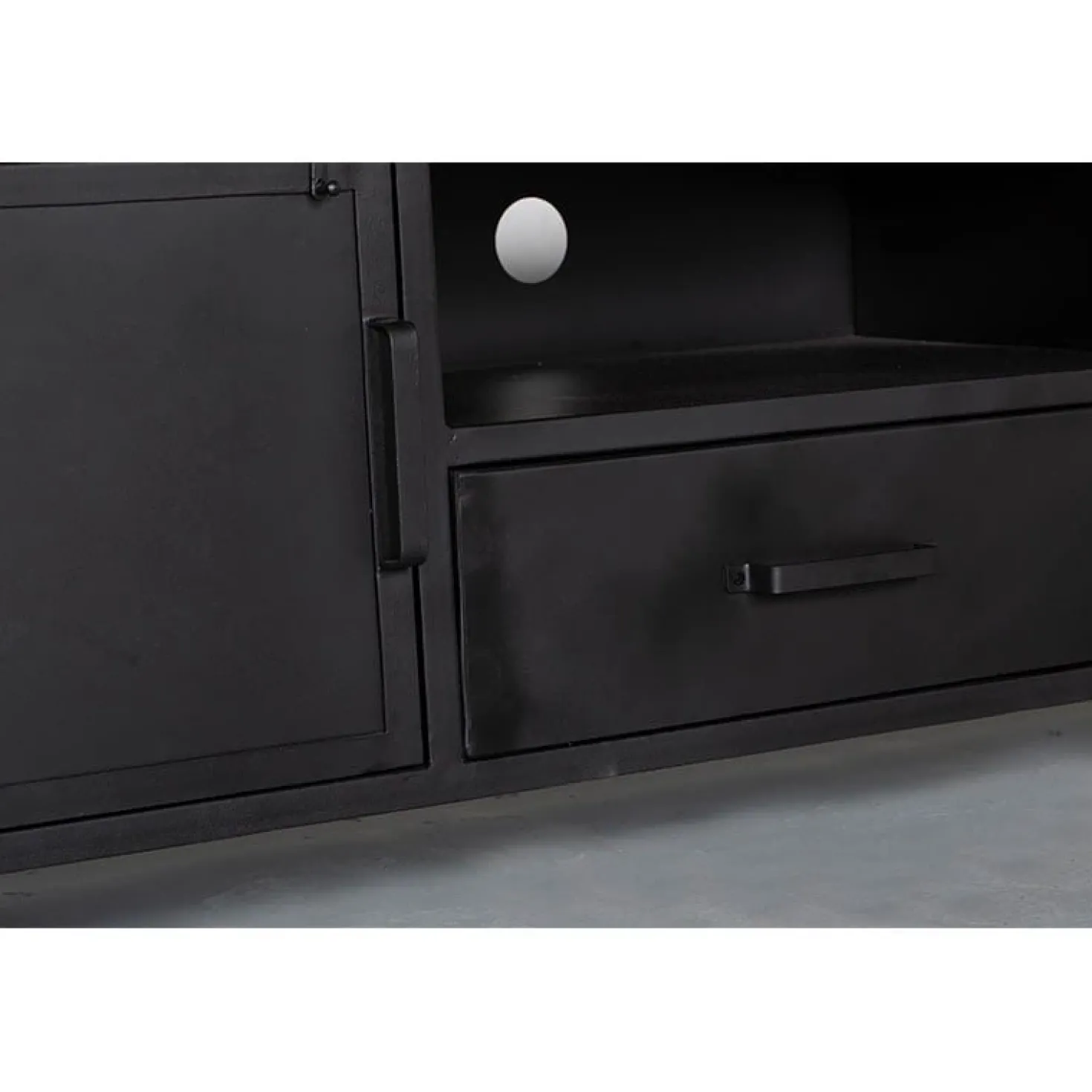 Figue tv meubel industrieel zwart metaal 200cm