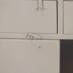 Figue vitrinekast industrieel taupe binnenkant zijkant glas 120cm