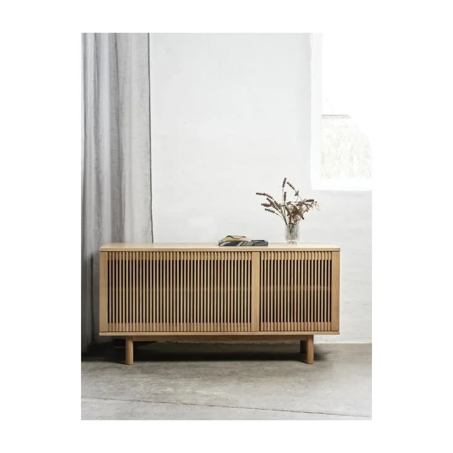 Finn Dressoir naturel 143cm