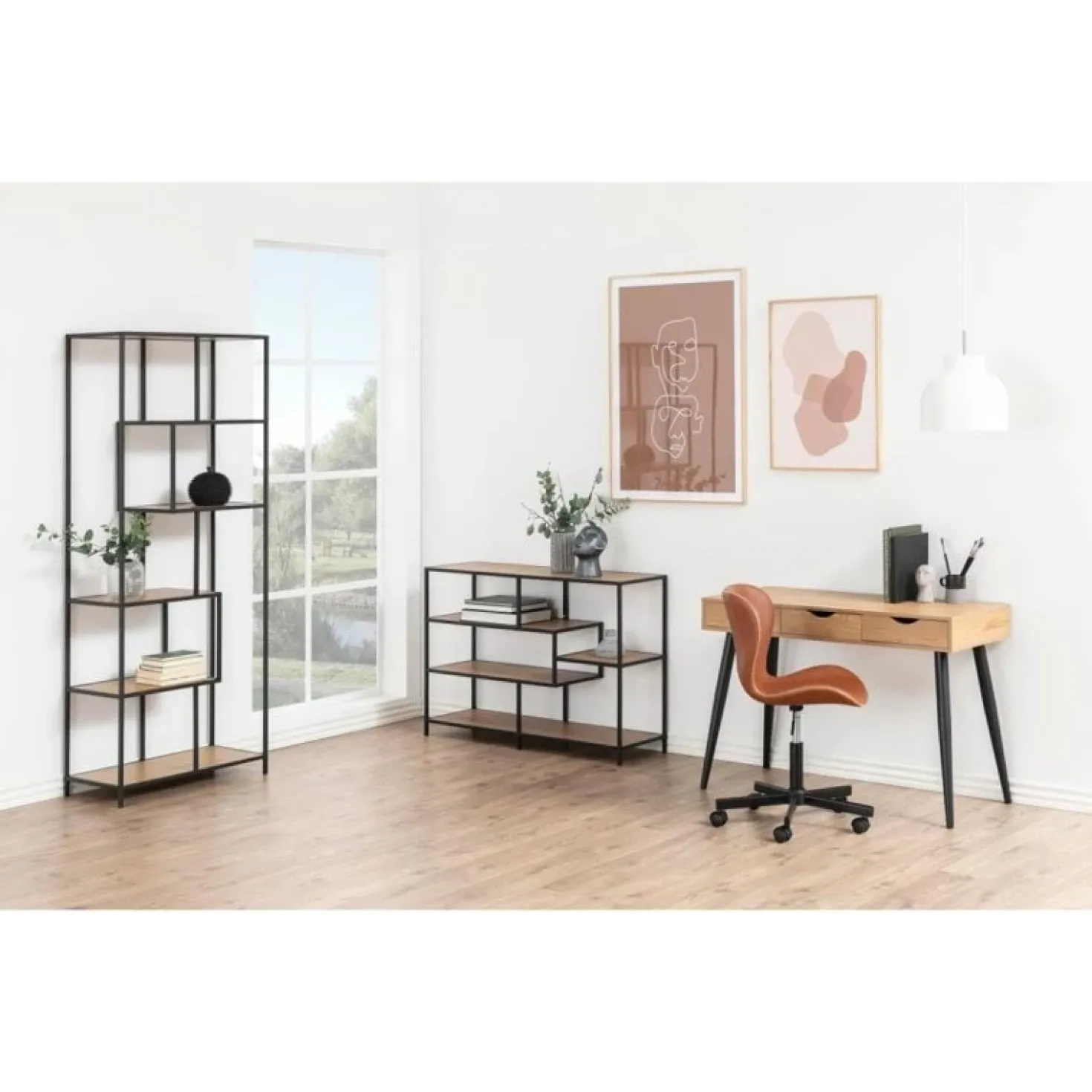 Freya Bureau Hout met zwarte poten 110cm