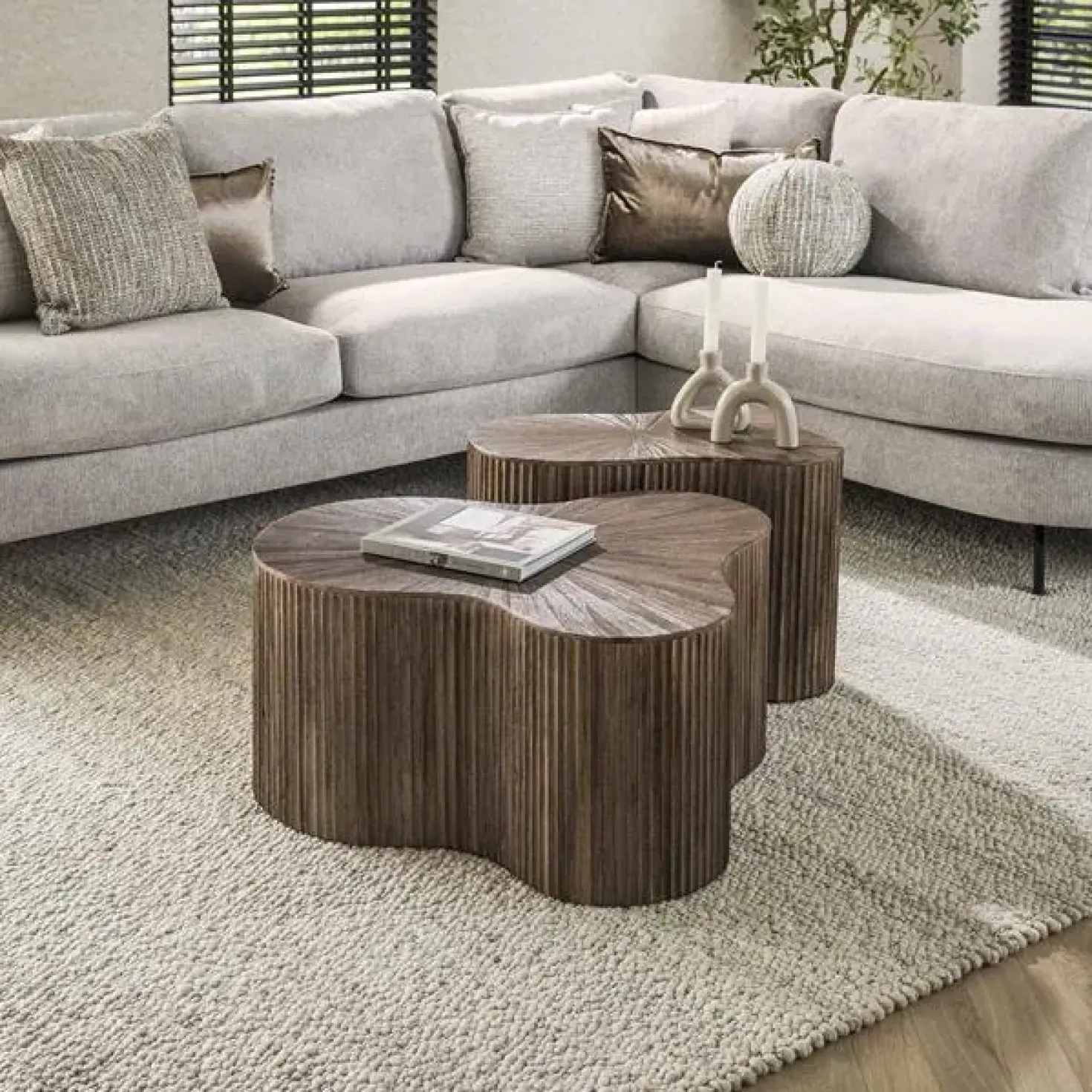 Jill Salontafel XL set van 2 klavervormig Teakhout