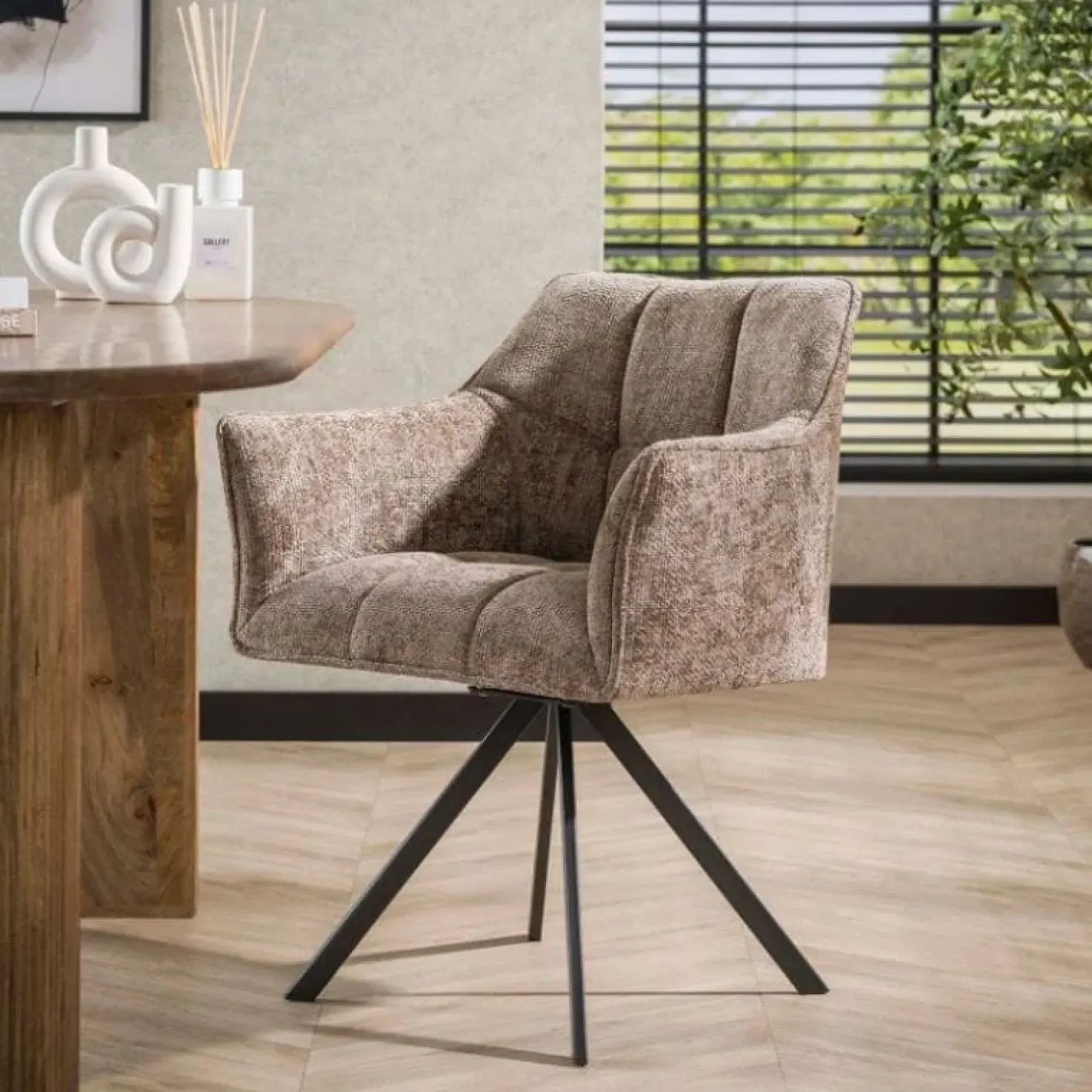 Kelly Eetkamerstoel hoven Champagne