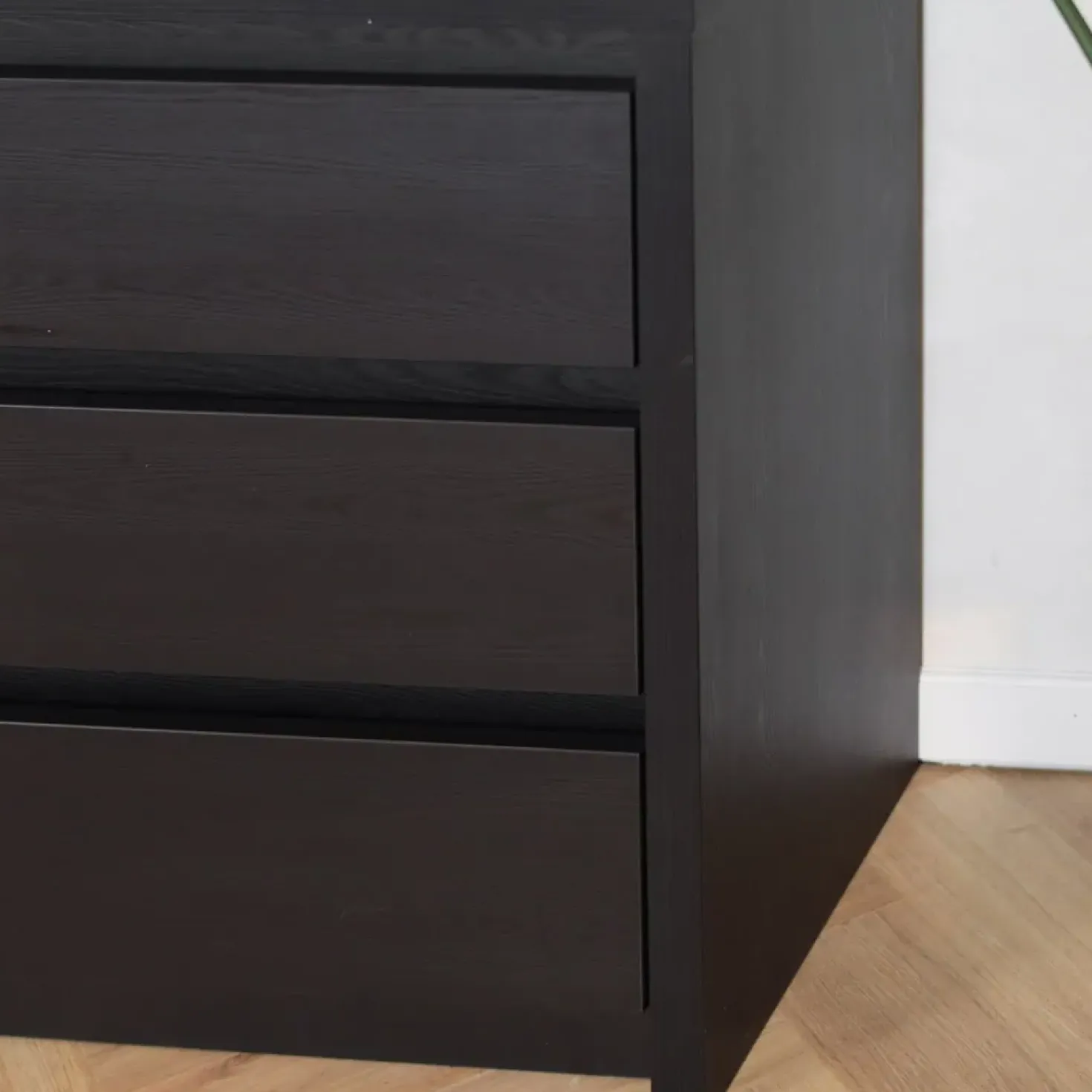 Kiara Dressoir Klein Zwart 212cm