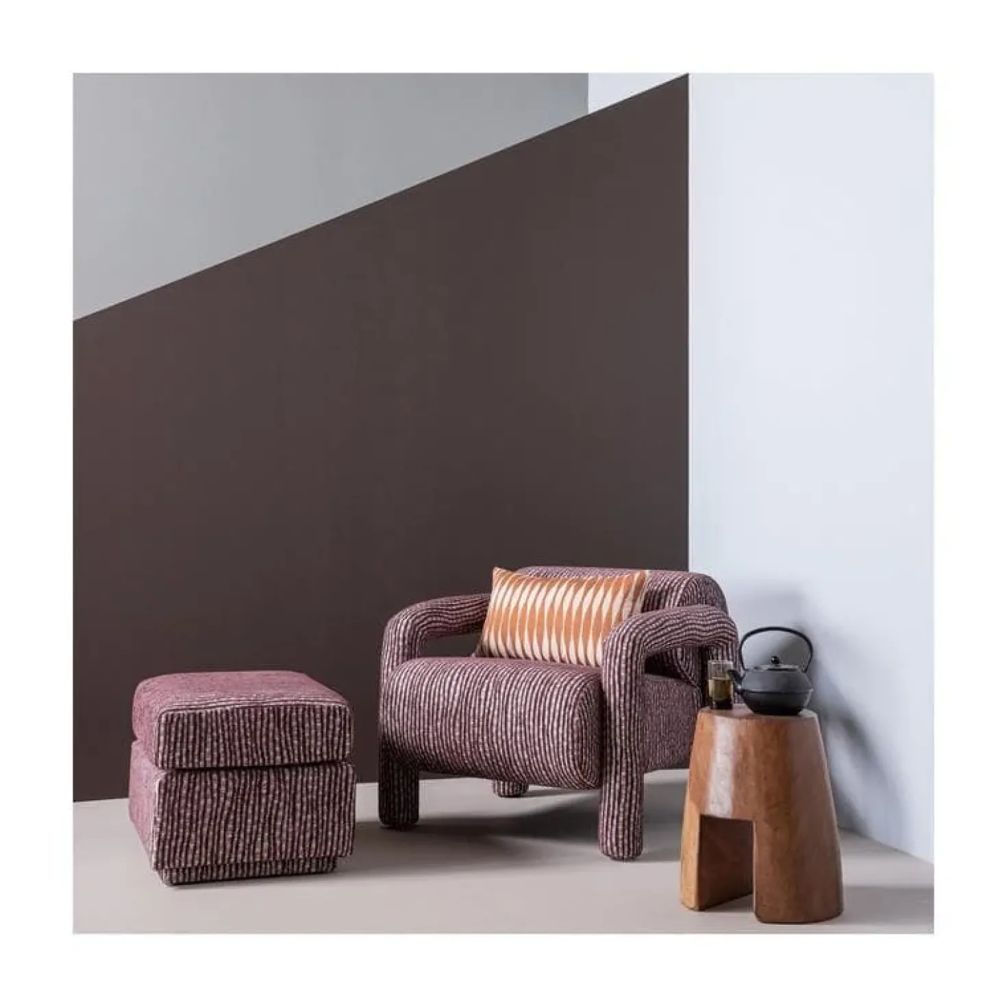 Lou Hocker Dessin Bordeauxrood 60cm