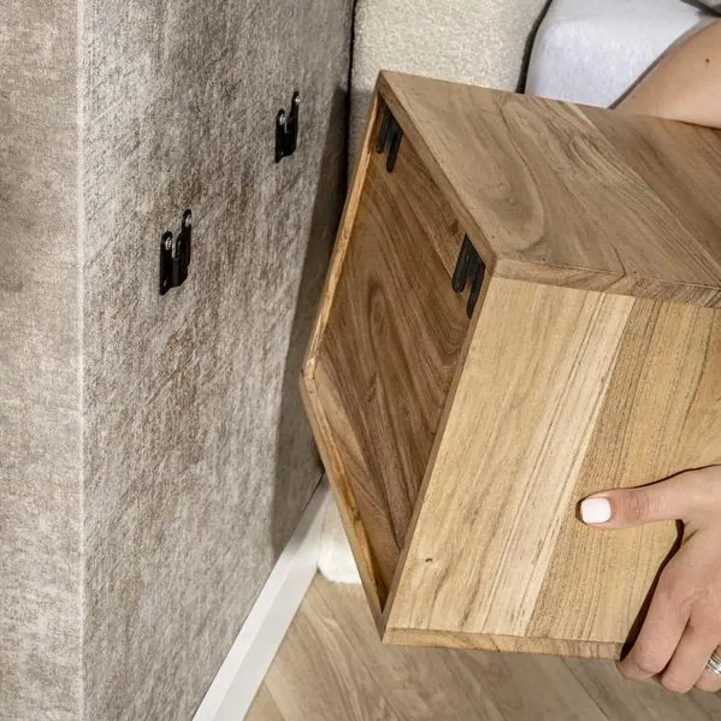 Lugano Zwevend Nachtkastje Acaciahout naturel 35cm