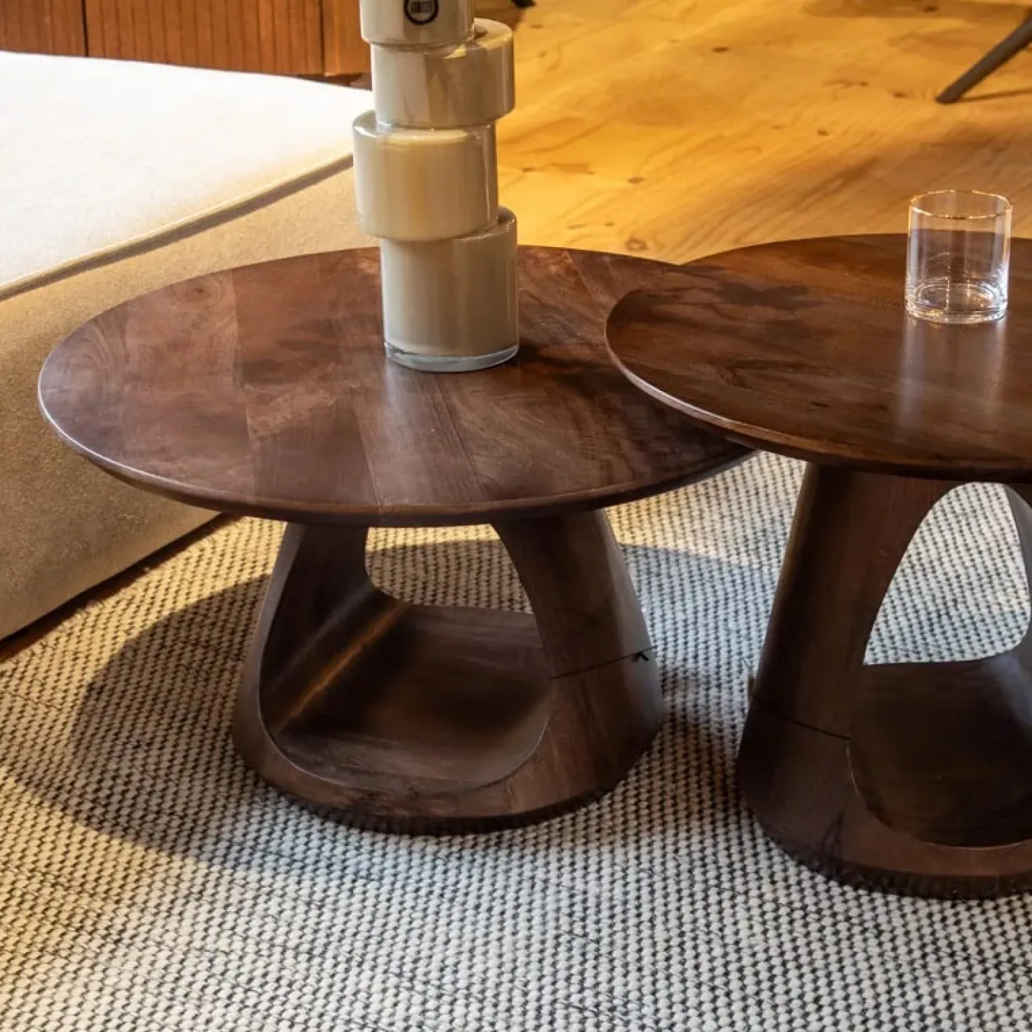 Mike Salontafel set van 2 medium & small Walnoot