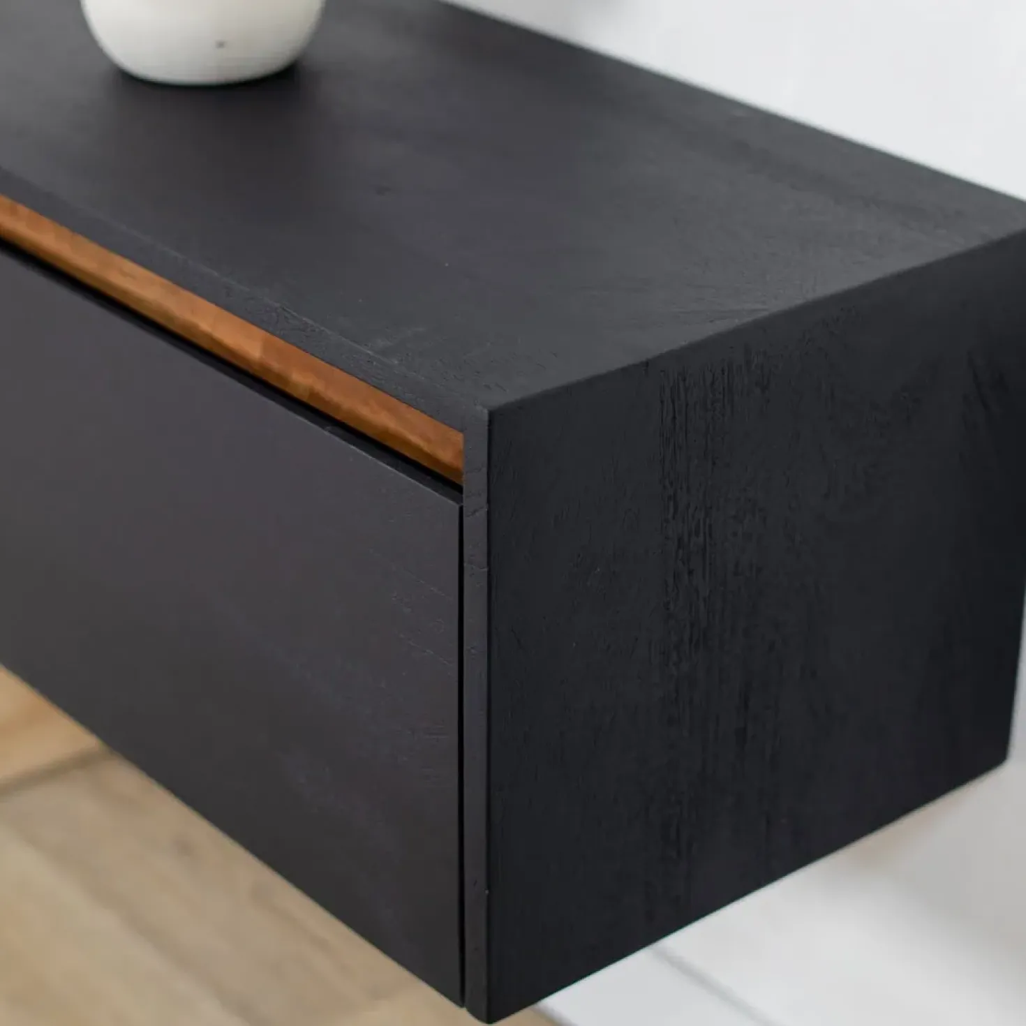 Nils Zwevend Tv meubel zwart 200cm