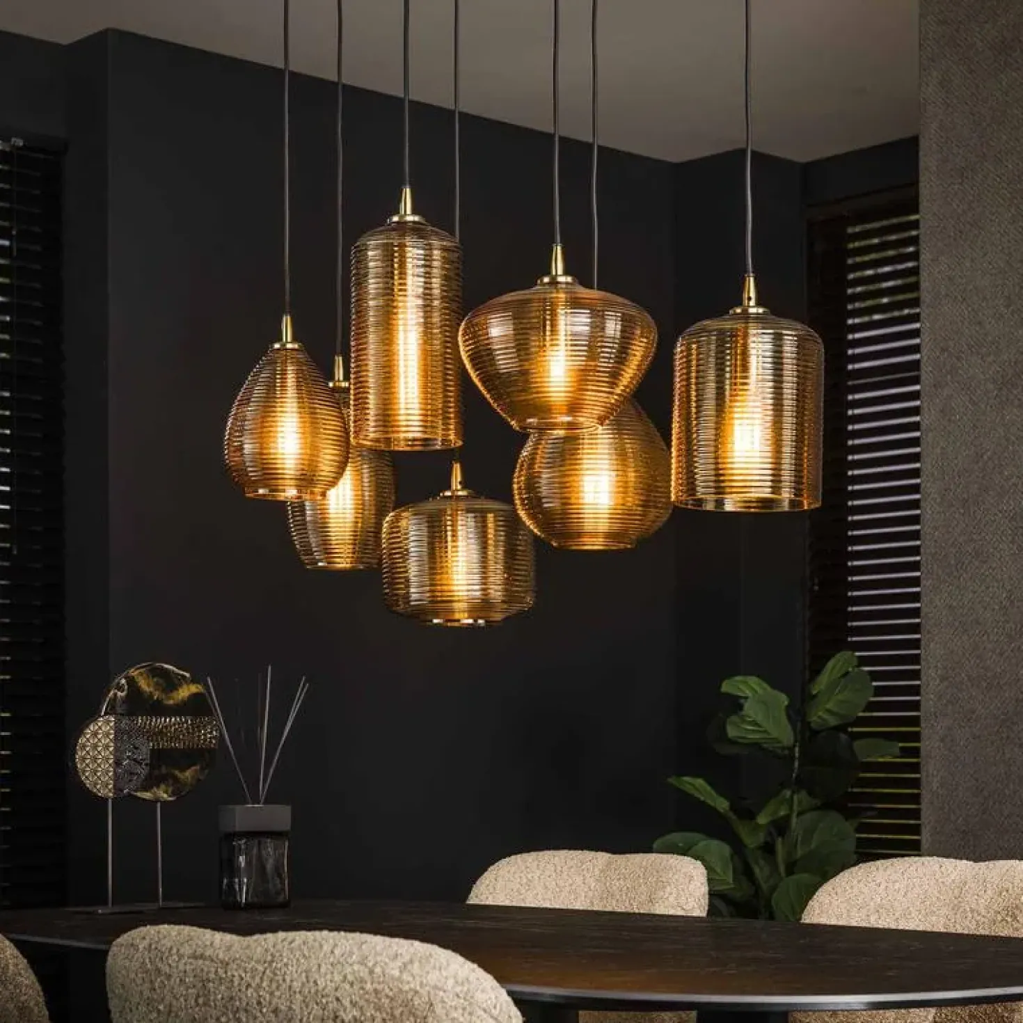 Nona 7-lichts Hanglamp Amber glas