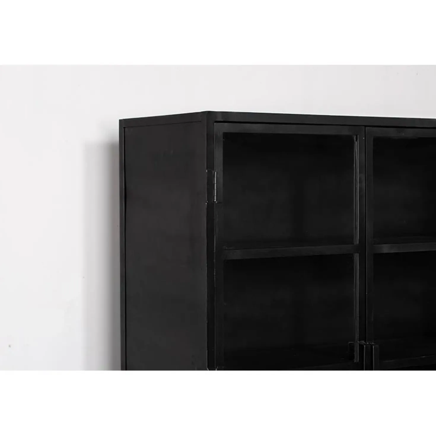 Olaf vitrinekast industrieel zwart 160cm