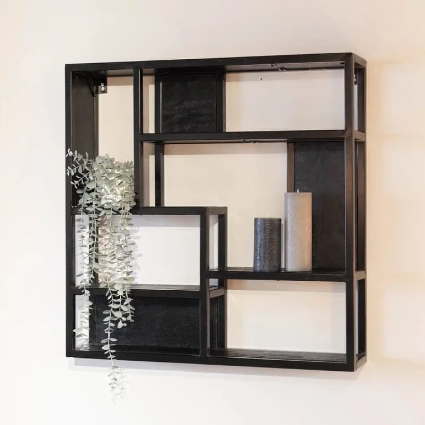 Orianna wandrek industrieel mangohout vierkant zwart 70cm