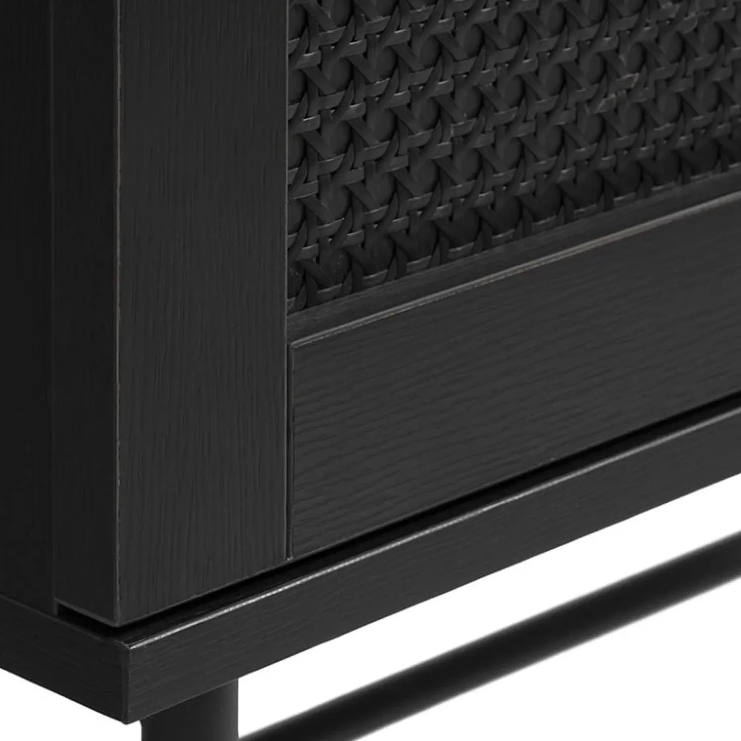 Pernille bijzettafel zwart melamine rotan 45cm