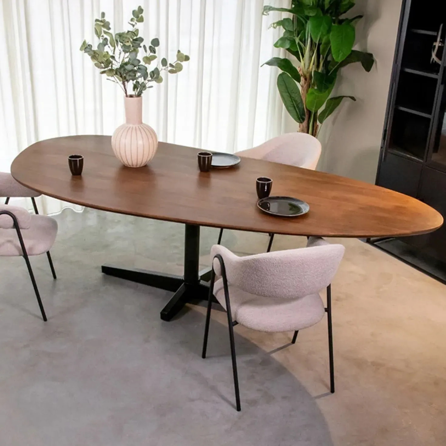Rosie Eetkamertafel organisch Naturel 180 cm