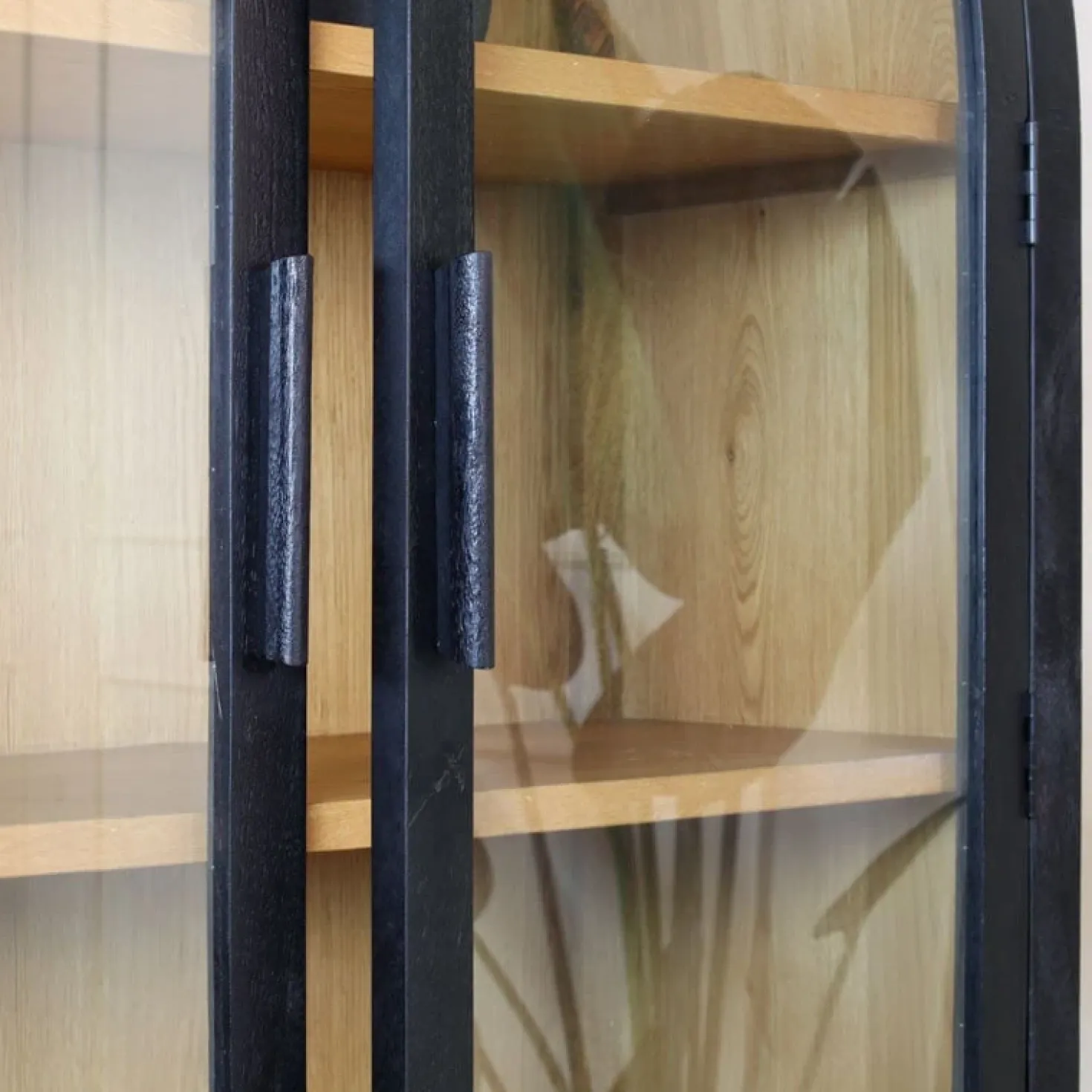 Rotondi vitrinekast 4 deurs zwart 120cm