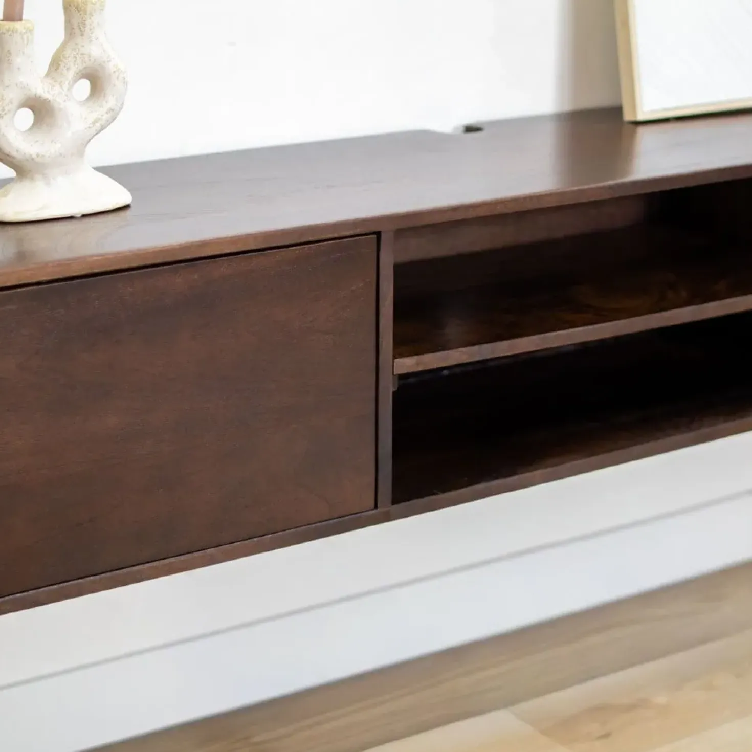 Sigge Zwevend Tv meubel walnoot 200cm