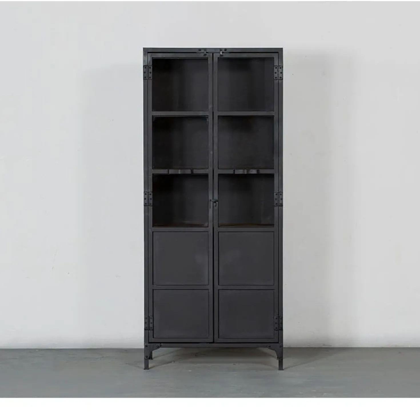 Smalle vitrinekast Garcia industrieel zwart hout 80cm