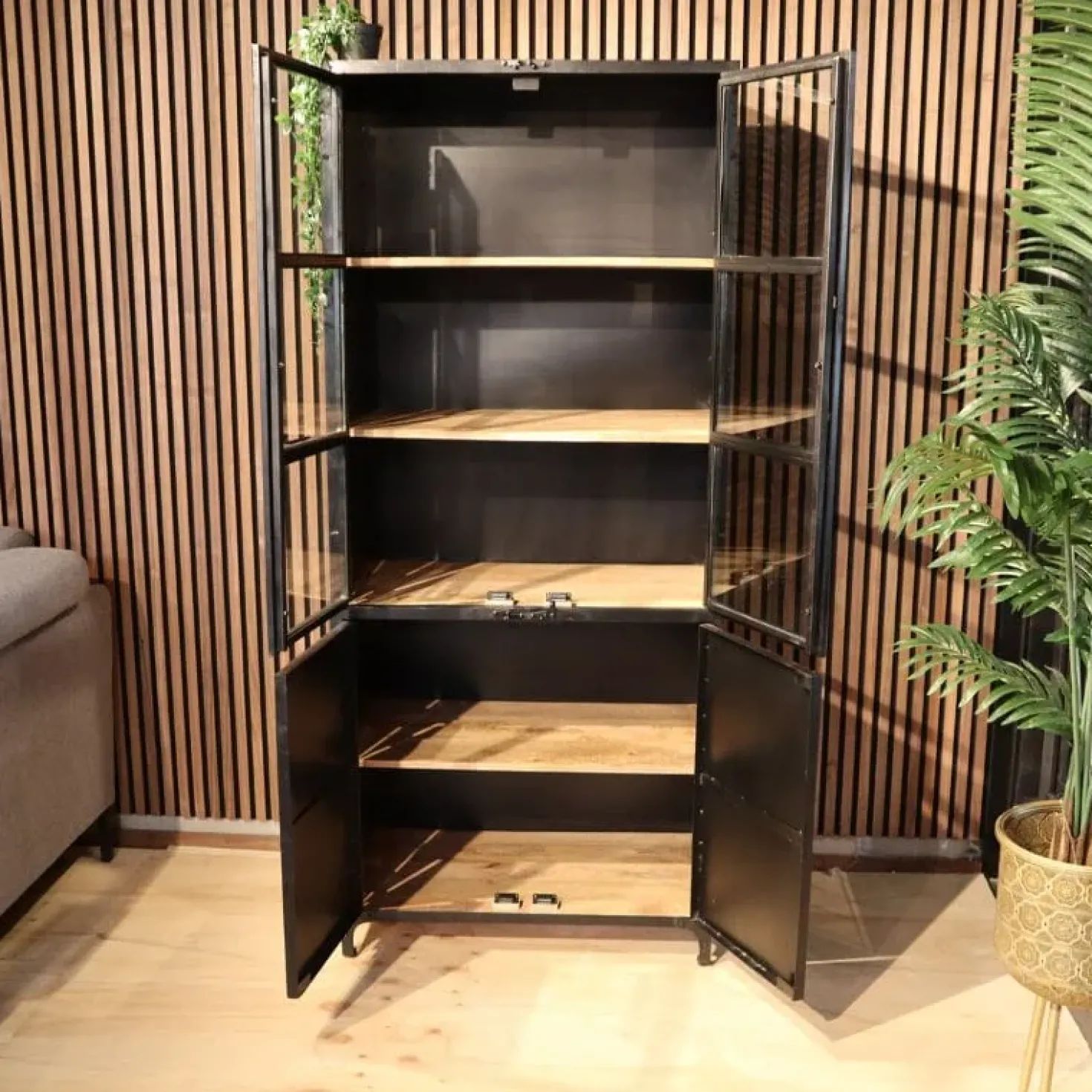 Smalle vitrinekast Garcia industrieel zwart hout 80cm