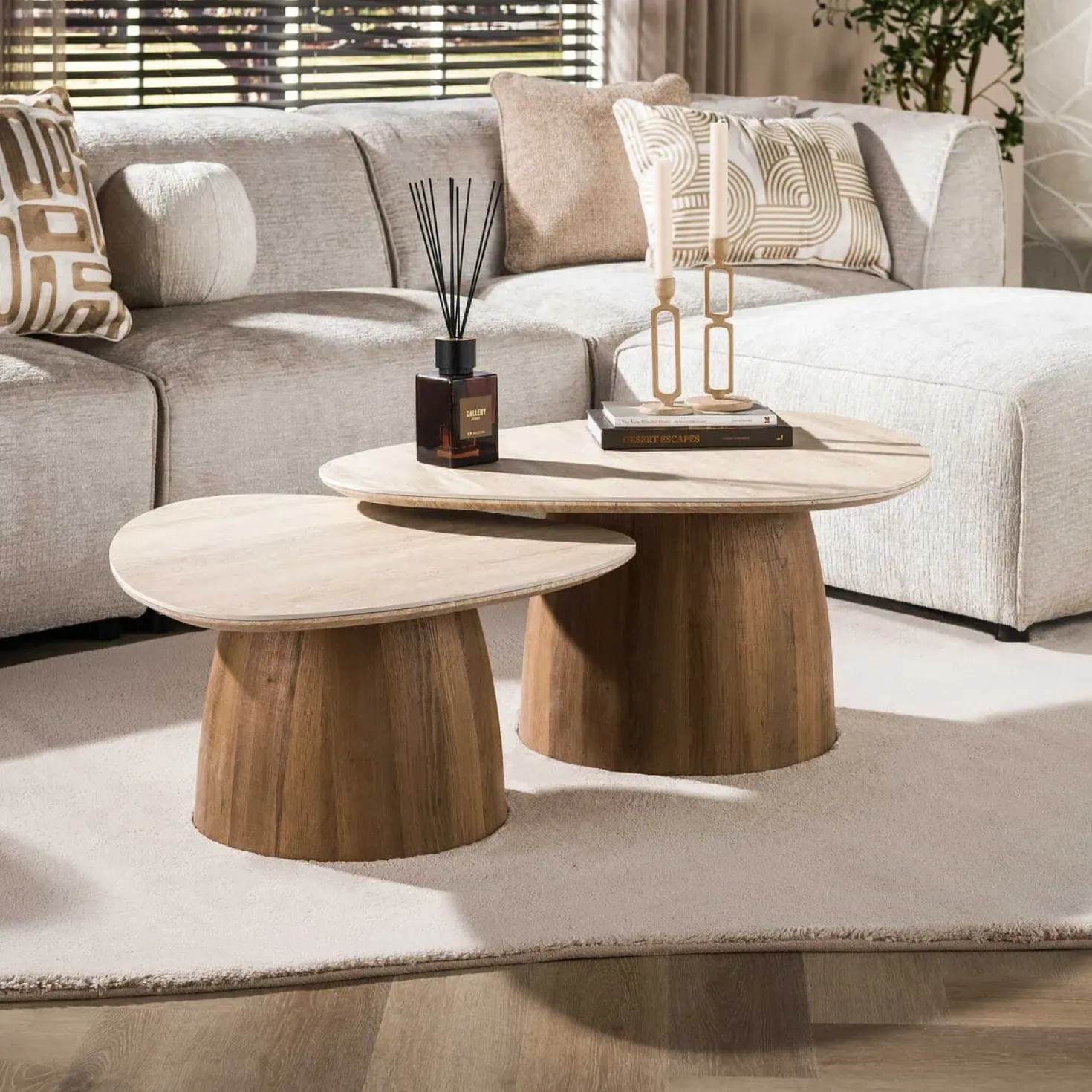 Strato Salontafel driehoekig set van 2 Keramiek Travertin