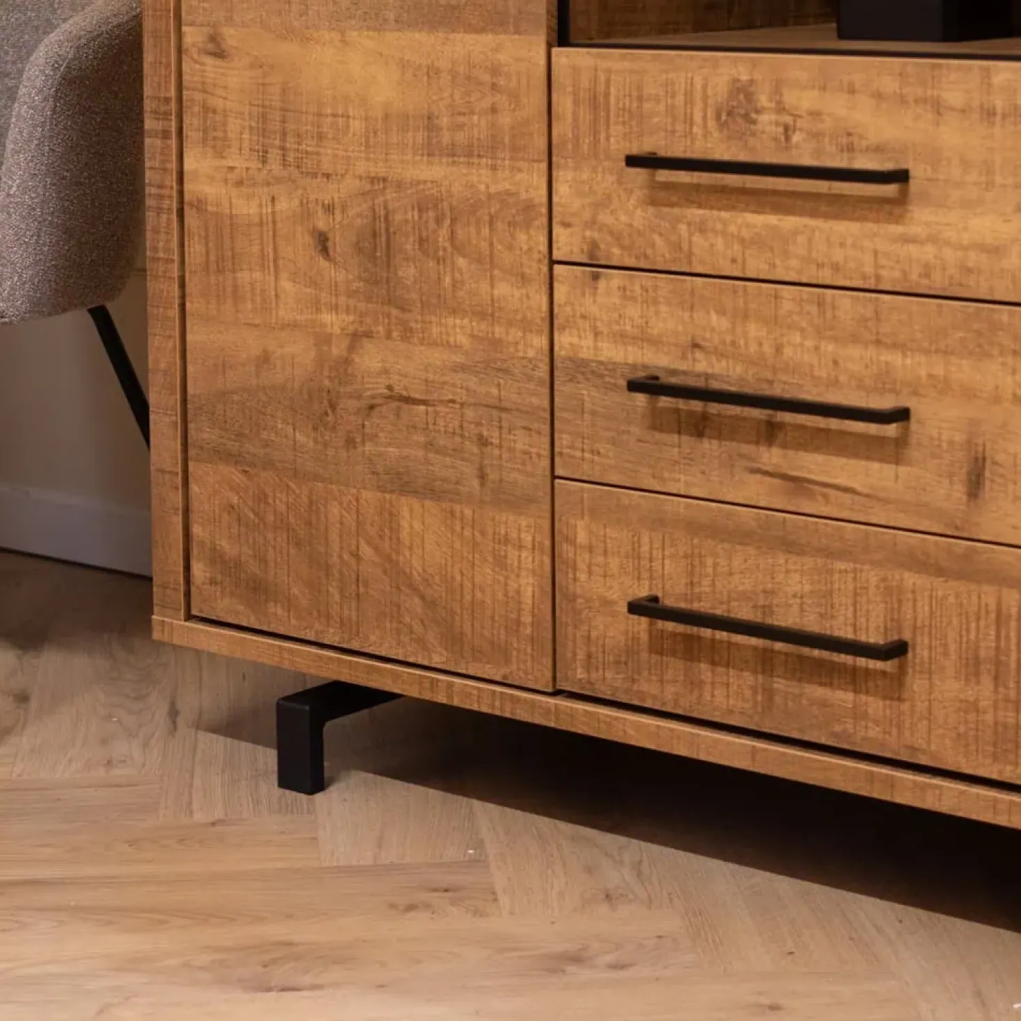 Thornbay Vakkenkast 2 deuren Hout 135cm