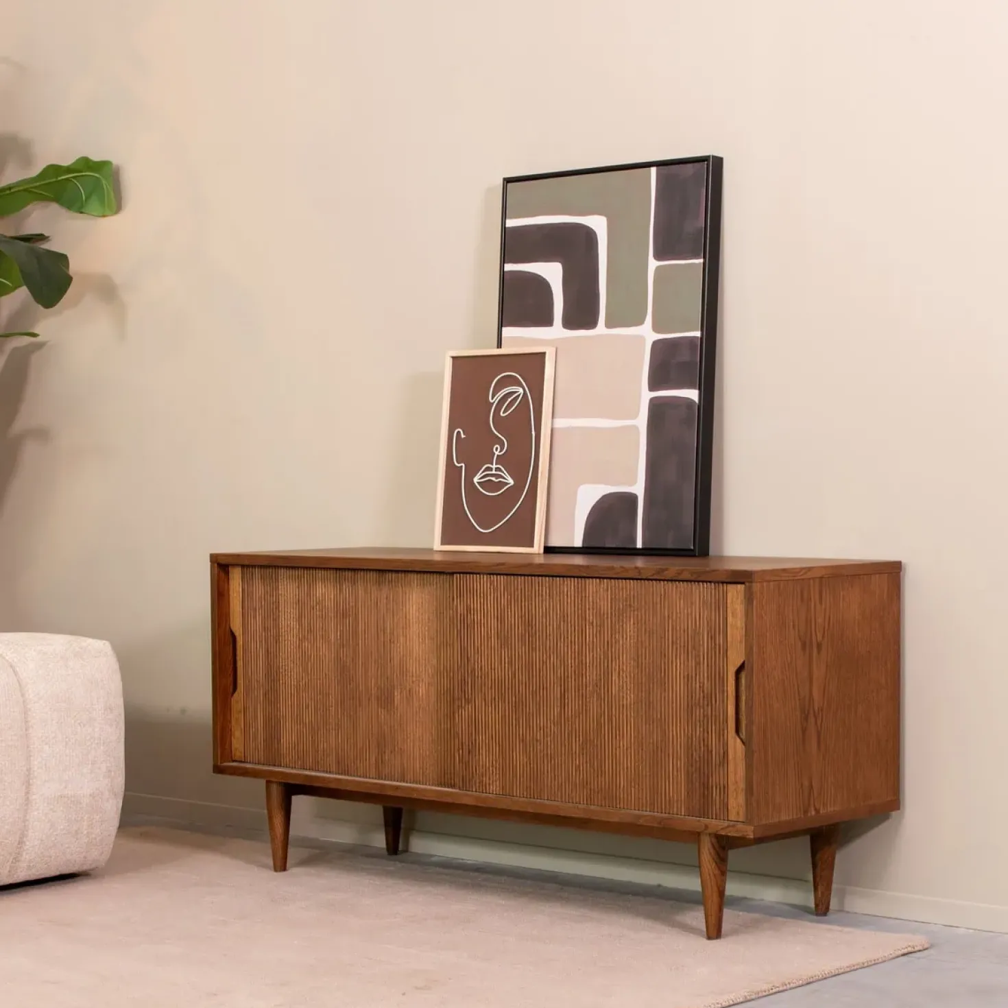 Tv meubel Jule Bruin Eikenhout 130cm