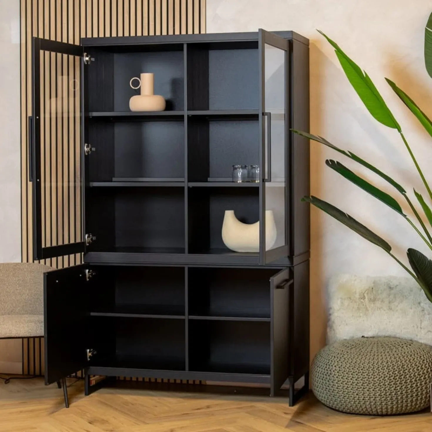 Valente Vitrinekast Zwart 120cm