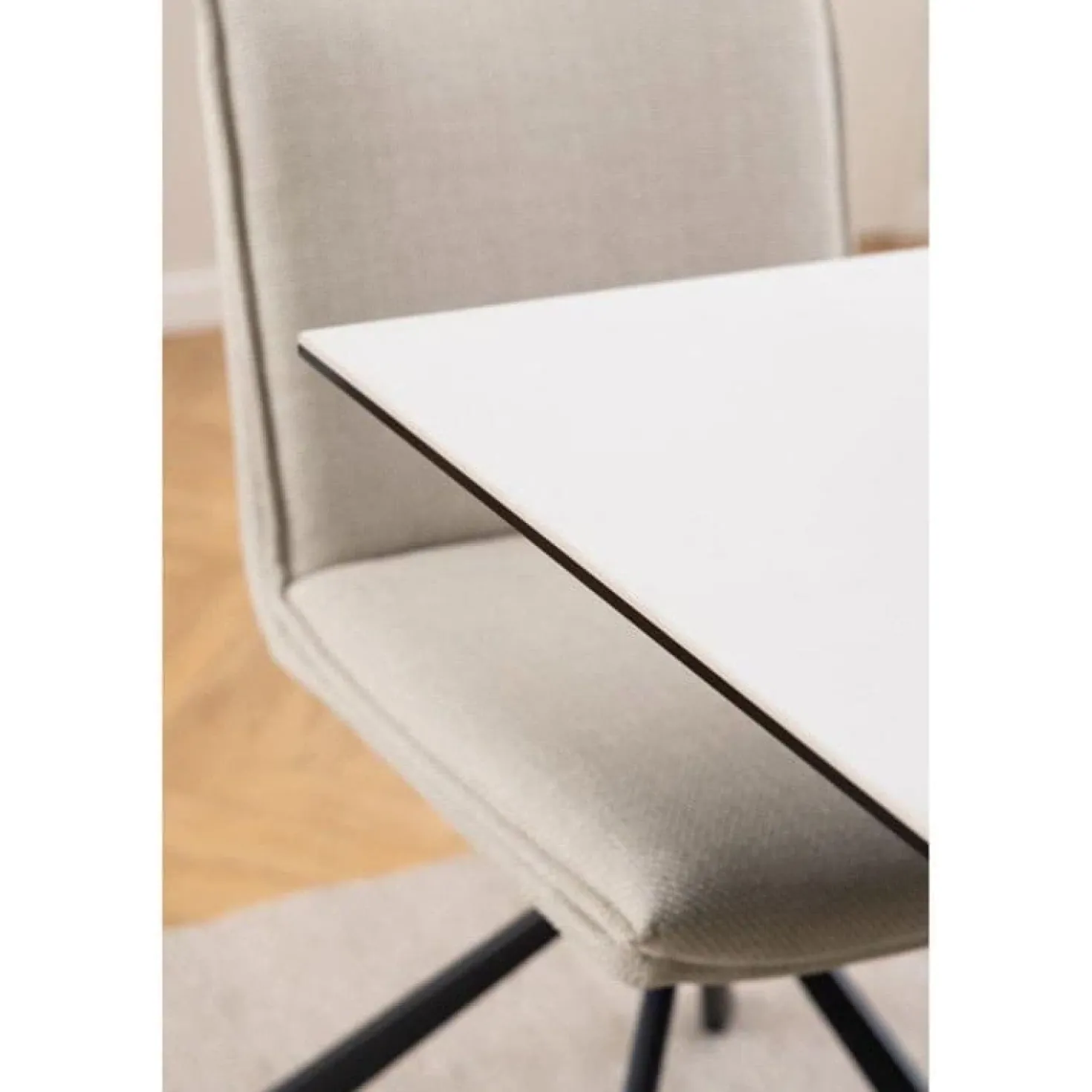 Zuvio Eettafel Wit Keramiek 135cm