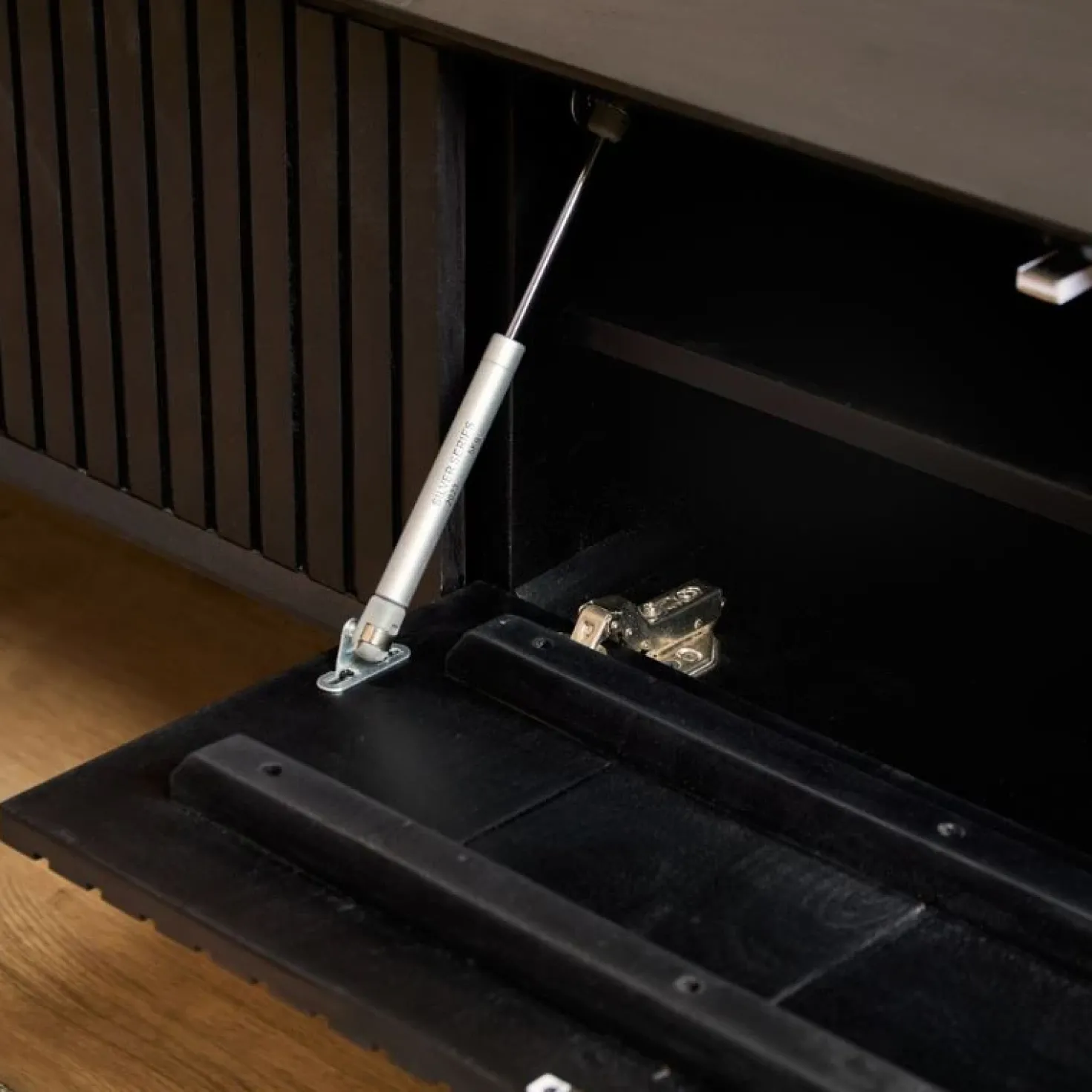 Zwevend Tv meubel Martin Zwart 280 cm